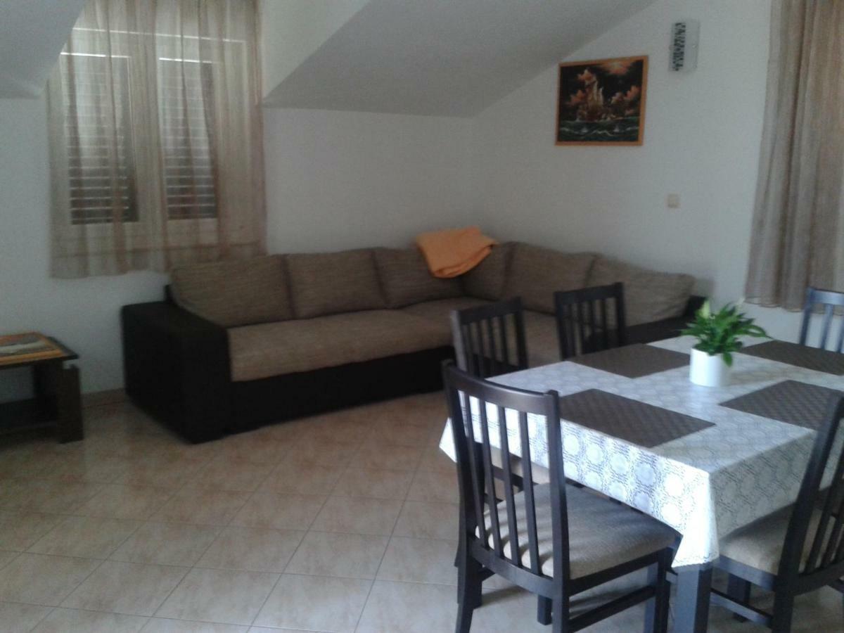 Vila Suzana Tribalj Exterior foto